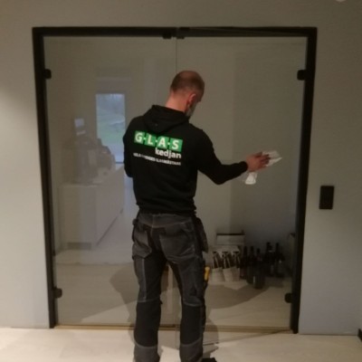 Pardörr i glas